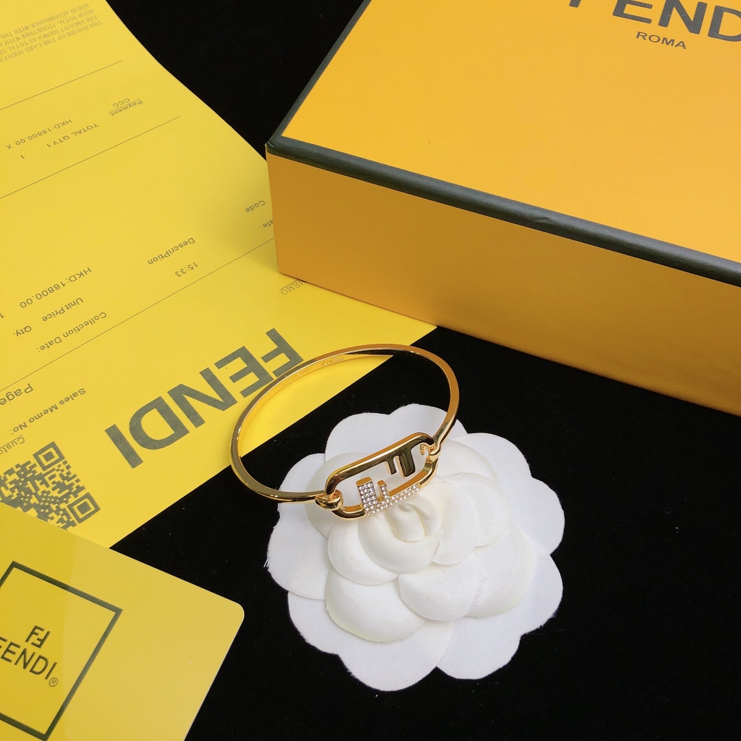 Fendi O’Lock Bracelet - DopestKickz