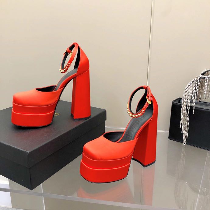 Versace Medusa Aevitsa Platform Pumps(15.5cm) - DopestKickz
