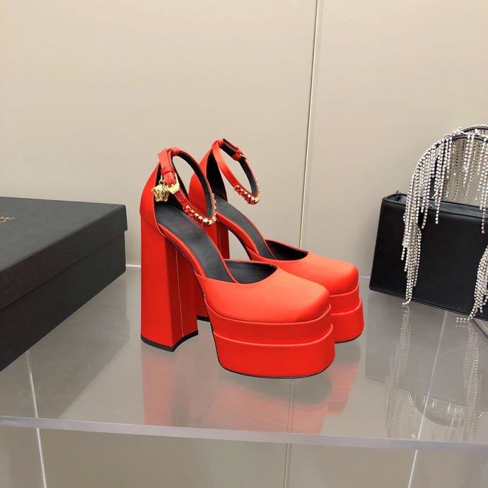 Versace Medusa Aevitsa Platform Pumps(15.5cm) - DopestKickz