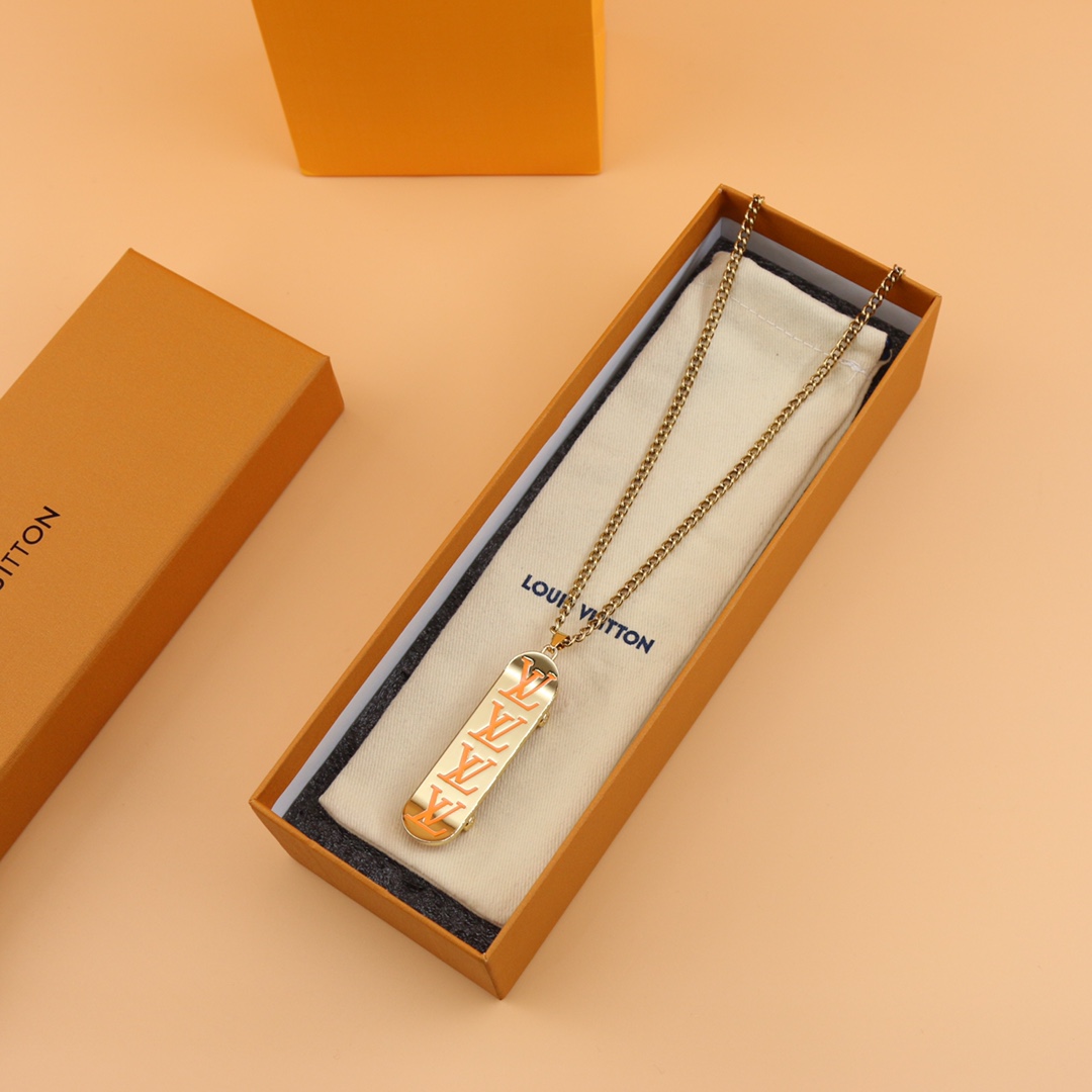Louis Vuitton LV Skateboard Pendant   MP3276 - DopestKickz