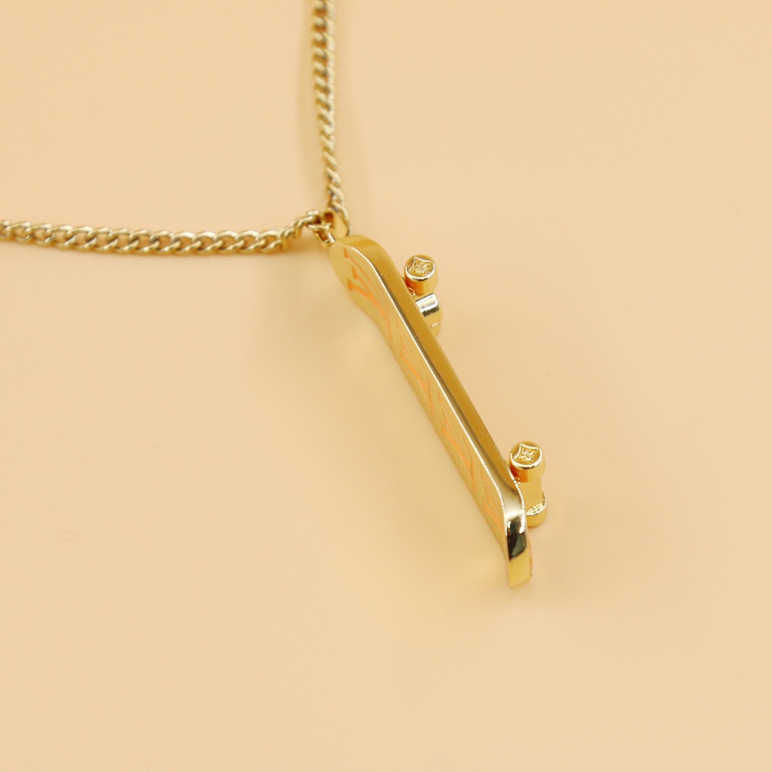 Louis Vuitton LV Skateboard Pendant   MP3276 - DopestKickz