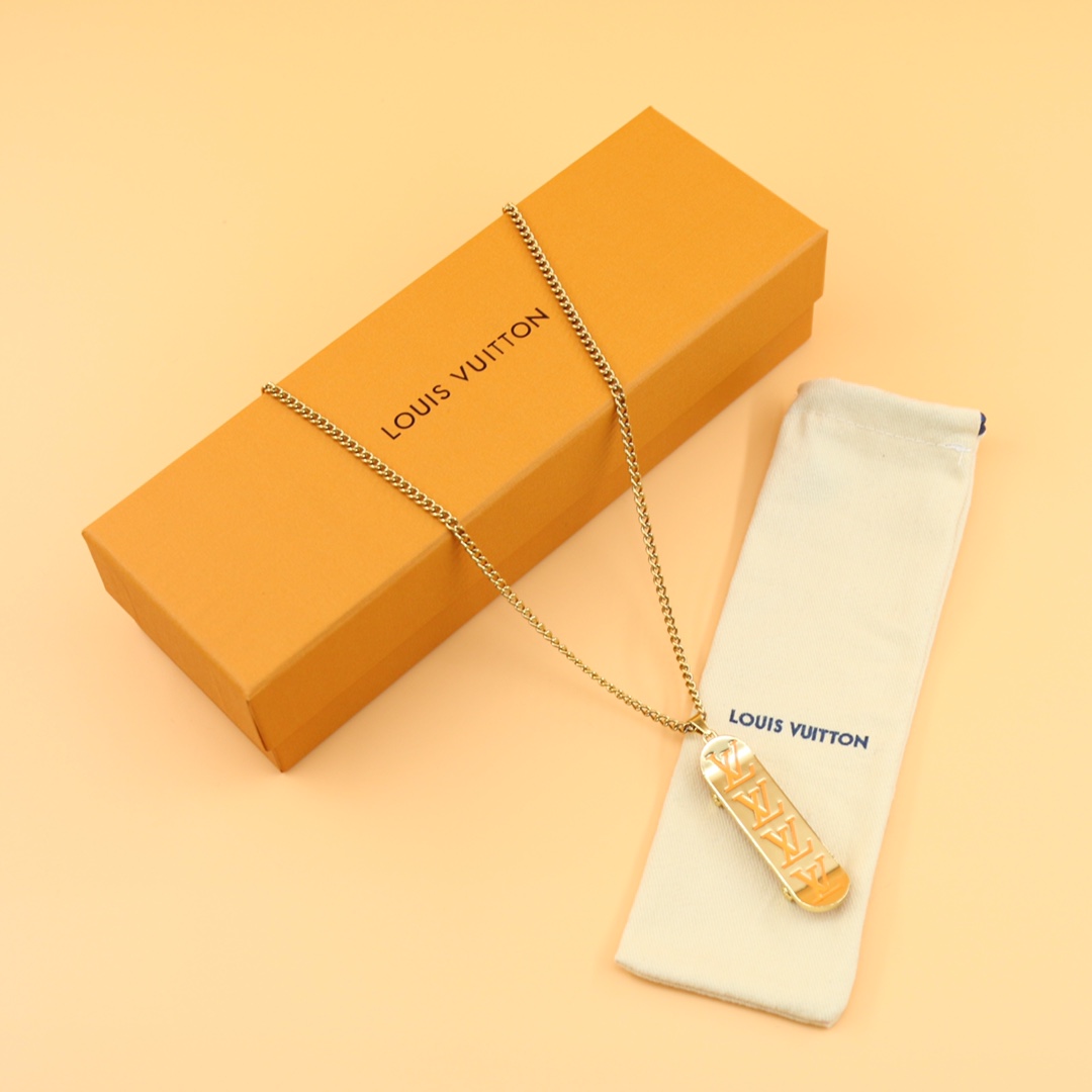 Louis Vuitton LV Skateboard Pendant   MP3276 - DopestKickz