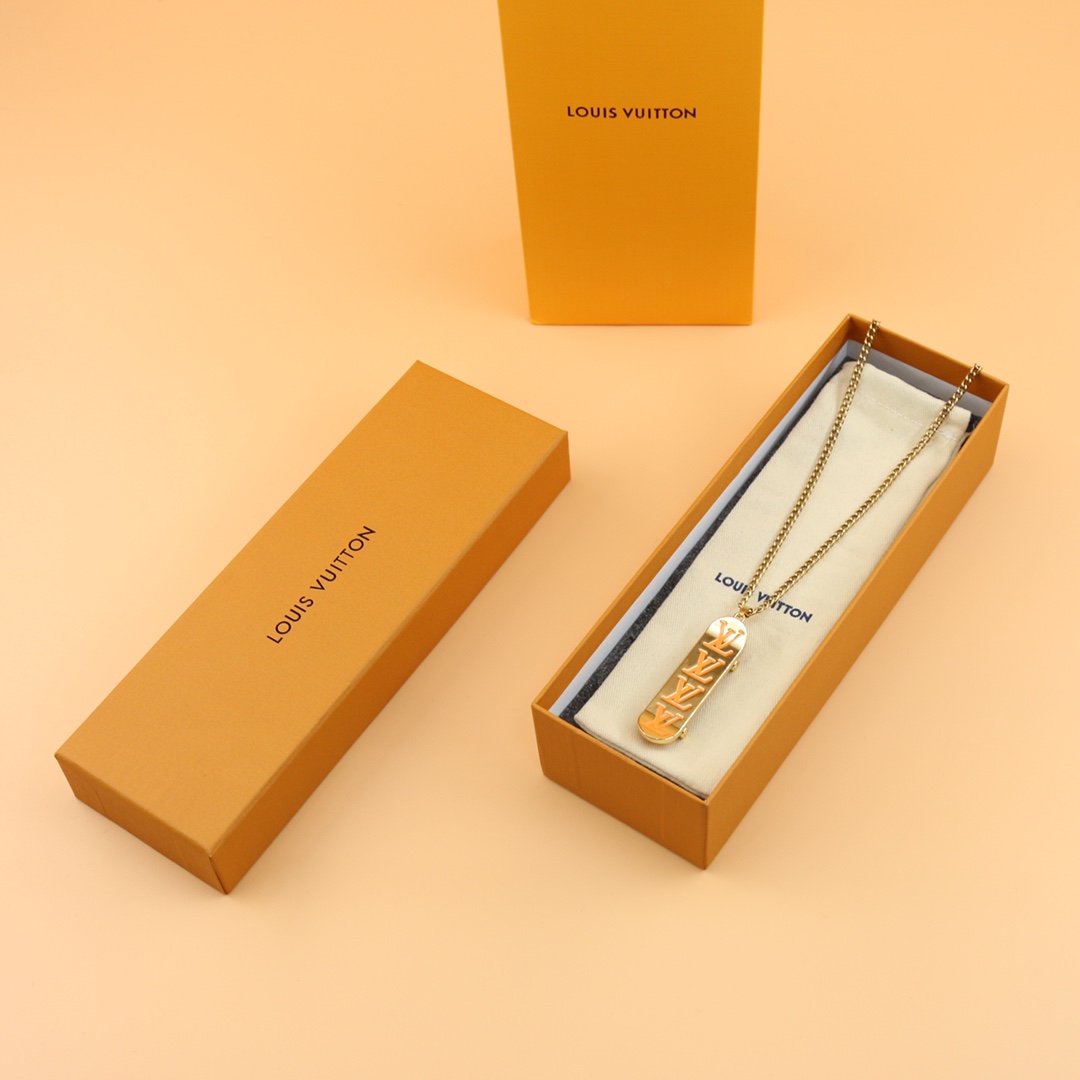 Louis Vuitton LV Skateboard Pendant   MP3276 - DopestKickz