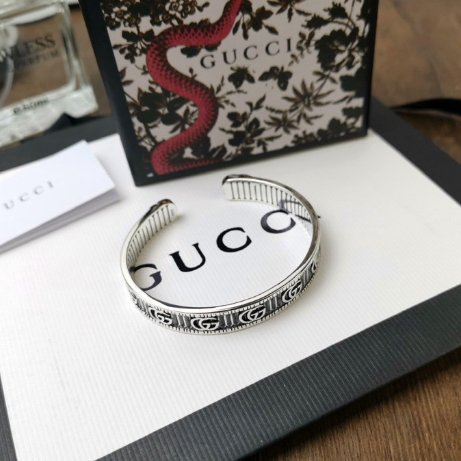 Gucci Bracelet With Double G In Silver - DopestKickz