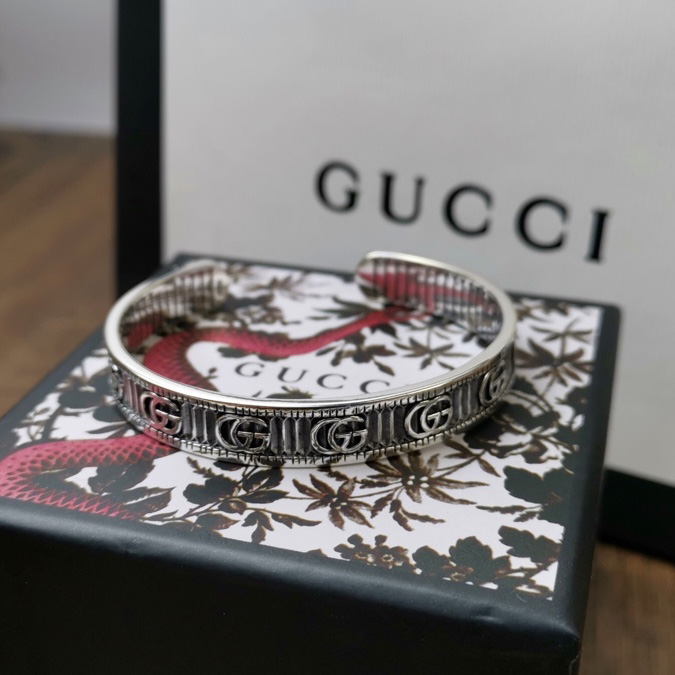 Gucci Bracelet With Double G In Silver - DopestKickz