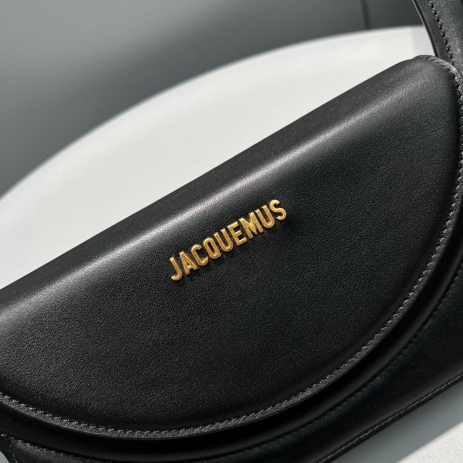 Jacquemus Le Sac Rond Circle Purse In Black(26-13-6cm) - DopestKickz