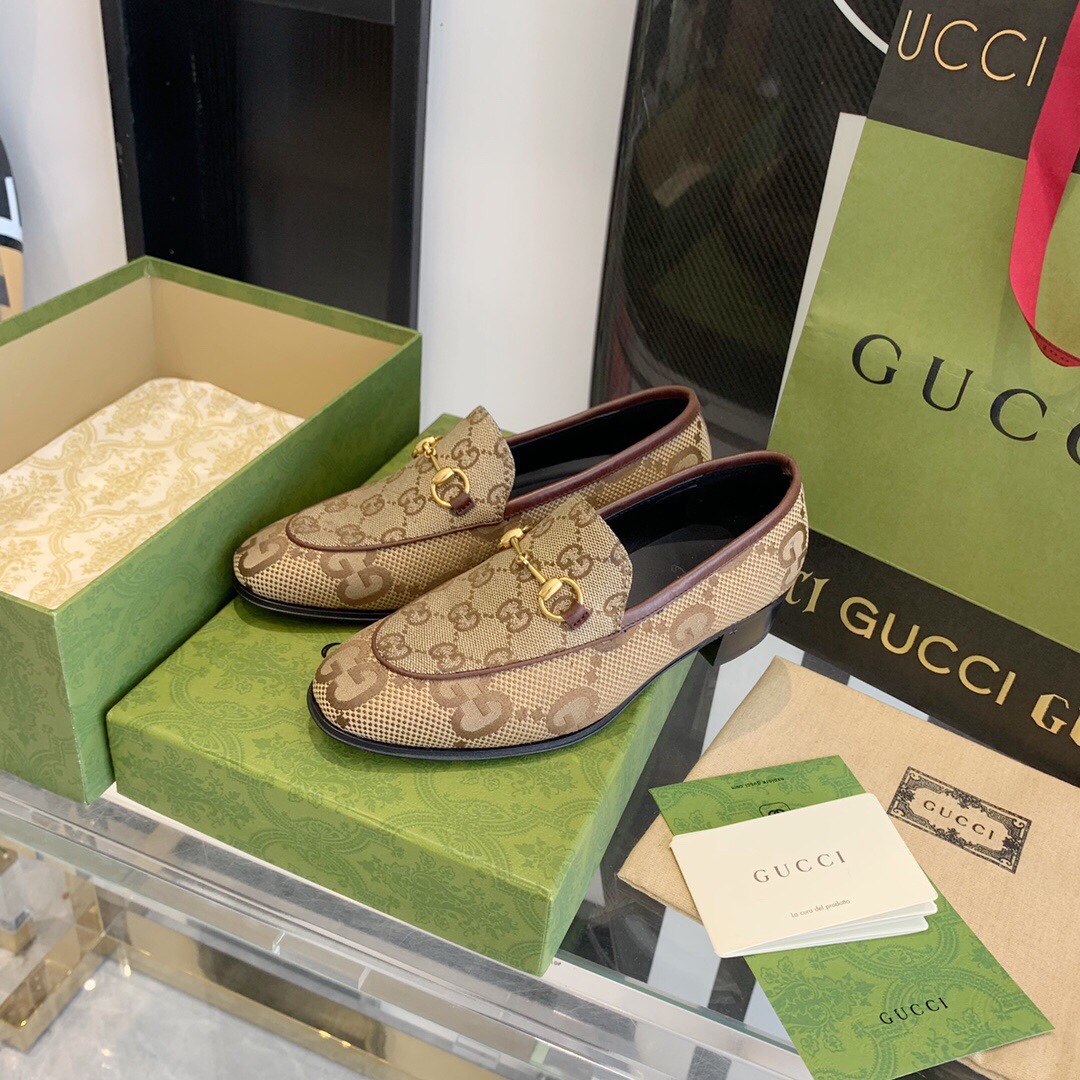 Gucci Women's Maxi GG Gucci Jordaan Loafer - DopestKickz