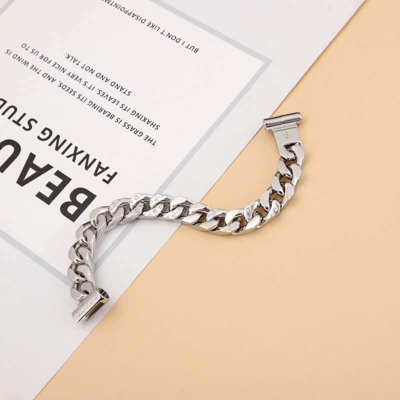 Louis Vuitton LV Chain Links Bracelet  21cm   M68273 - DopestKickz