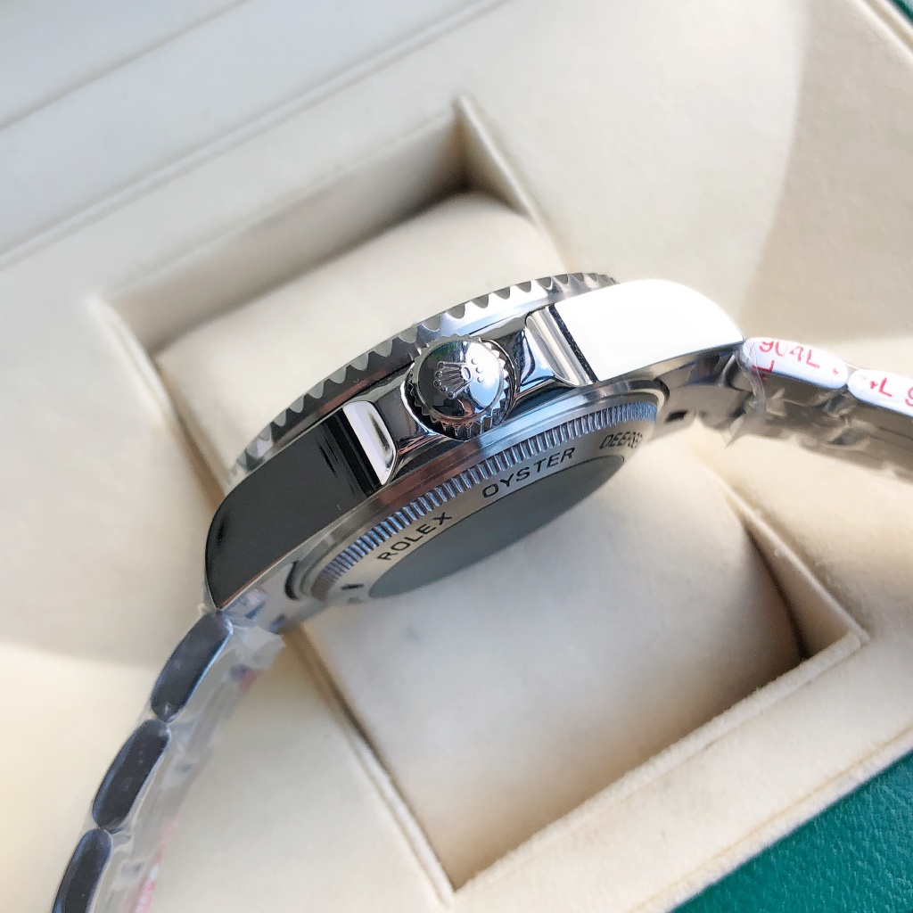 Rolex  Watch    - DopestKickz