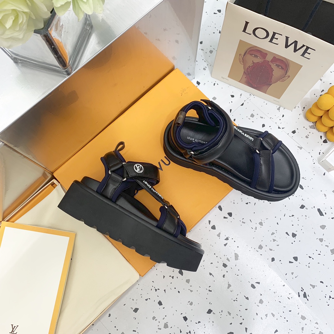 Louis Vuitton Pool Pillow Flat Comfort Sandal   1AABR3 - DopestKickz