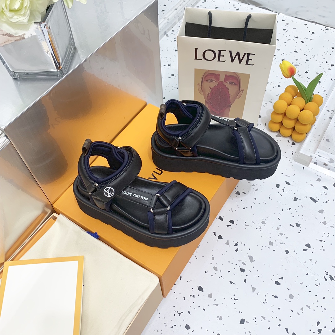 Louis Vuitton Pool Pillow Flat Comfort Sandal   1AABR3 - DopestKickz