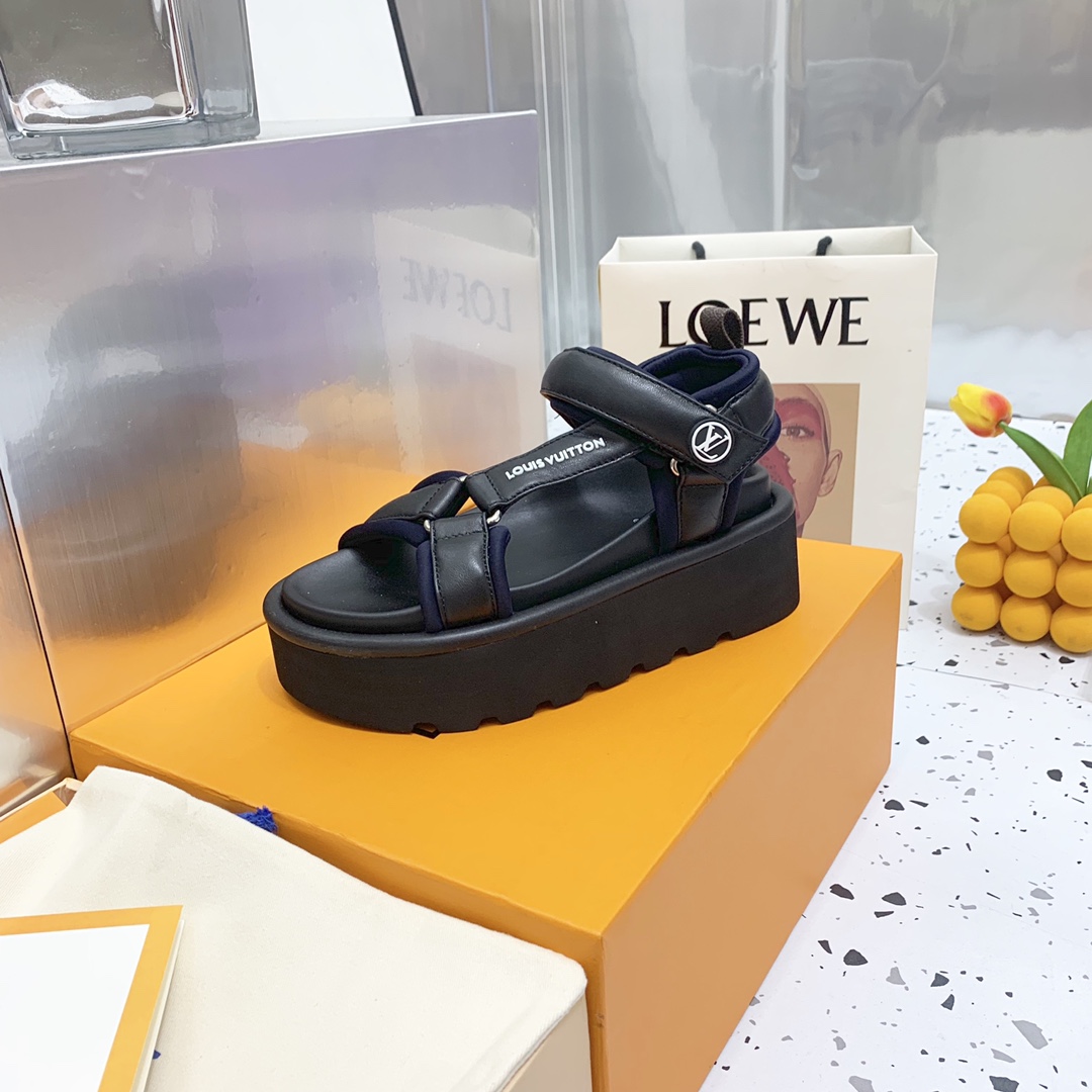Louis Vuitton Pool Pillow Flat Comfort Sandal   1AABR3 - DopestKickz