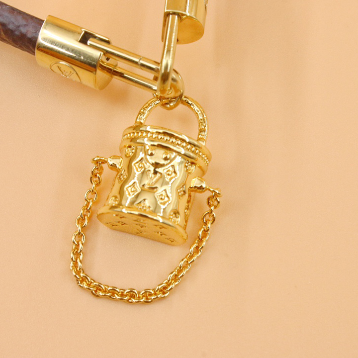 Louis Vuitton LV Cannes Bracelet     M8048E - DopestKickz