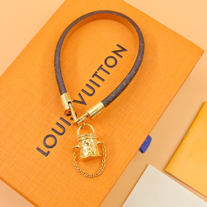Louis Vuitton LV Cannes Bracelet     M8048E - DopestKickz