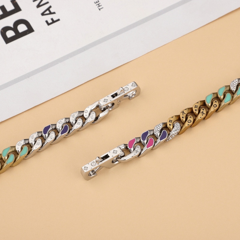 Louis Vuitton Chain Links Patches Necklace MP2682   50cm    - DopestKickz