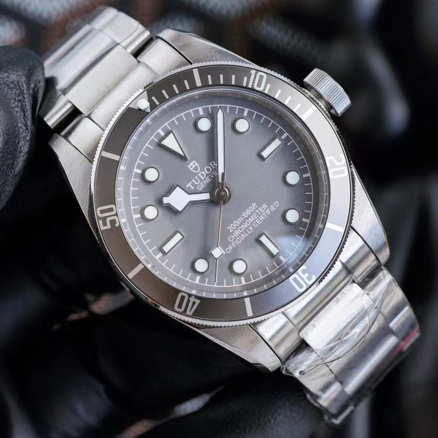 Rolex Watch  - DopestKickz