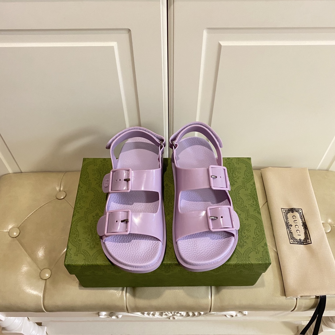 Gucci Women's Sandal With Mini Double G - DopestKickz