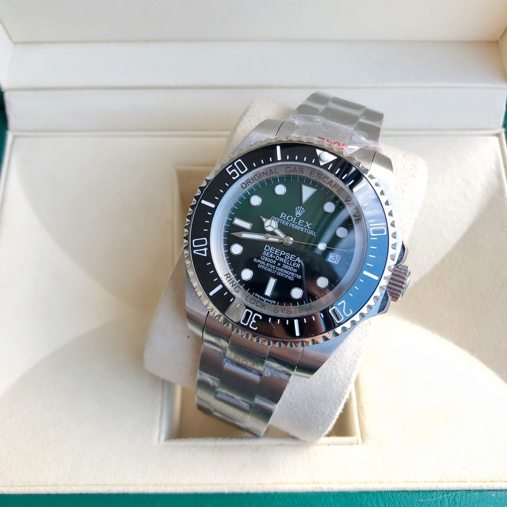 Rolex  Watch    - DopestKickz