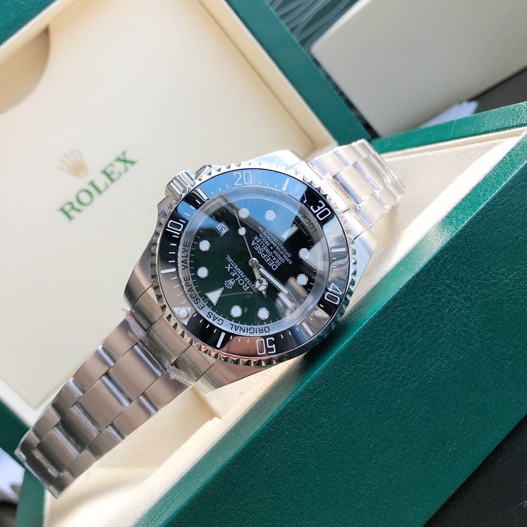 Rolex  Watch    - DopestKickz