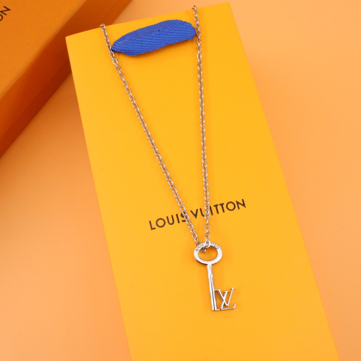 Louis Vuitton LV Key Pendant     M00678 - DopestKickz