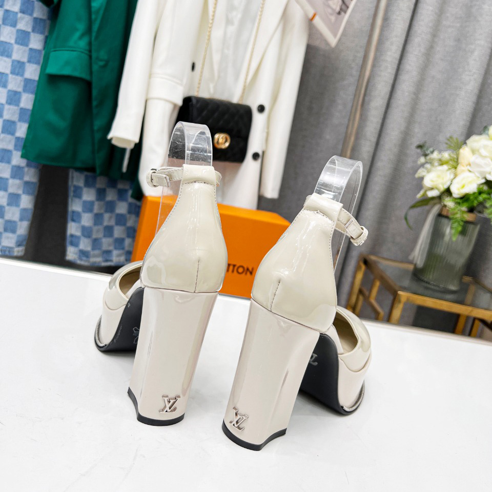 Louis Vuitton Fame Platform Pump - DopestKickz