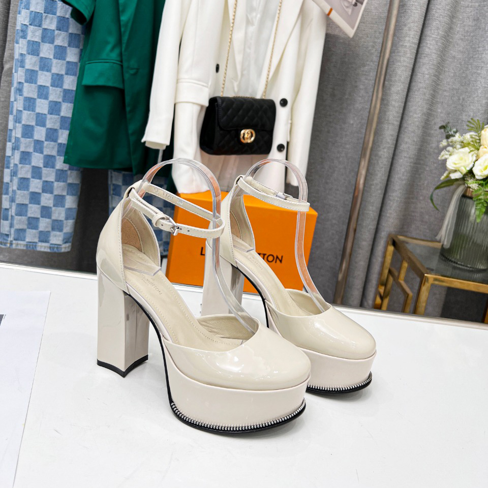 Louis Vuitton Fame Platform Pump - DopestKickz