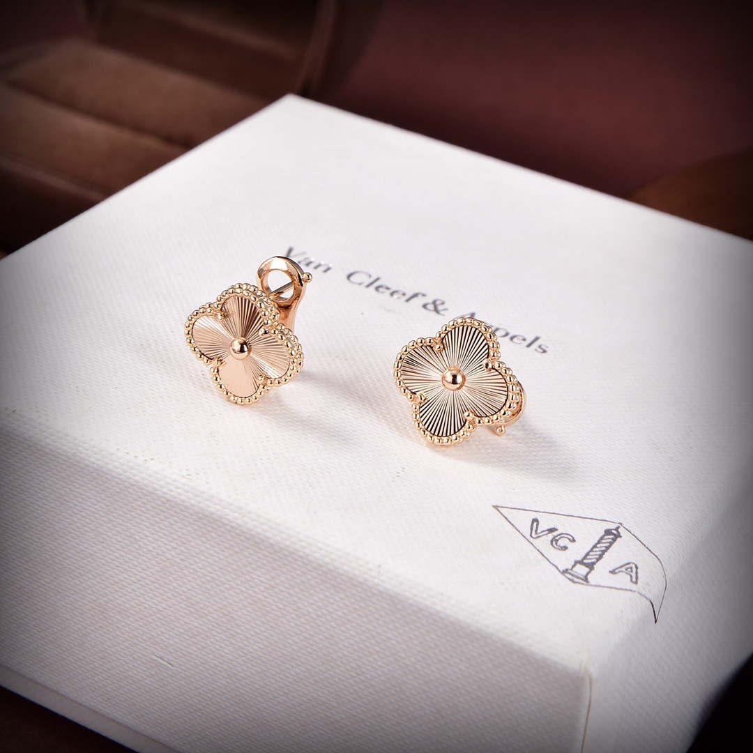 Van Cleef & Arpels Vintage Alhambra Earrings - DopestKickz