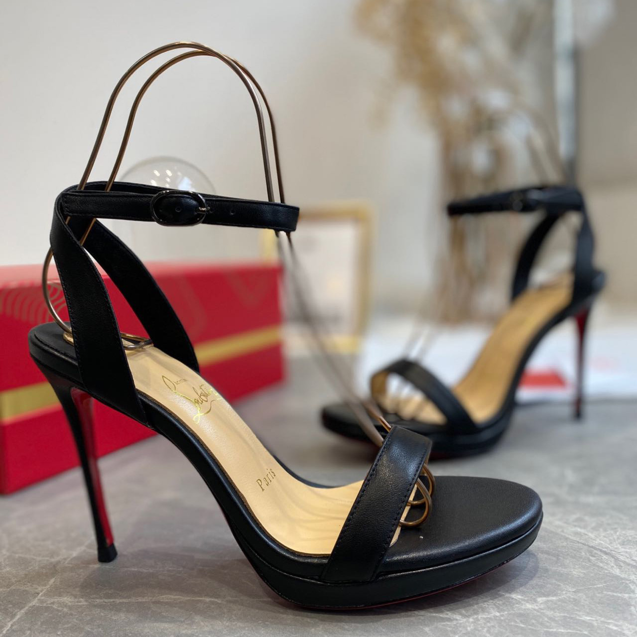 Christian Louboutin Loubigirl 100 mm - DopestKickz