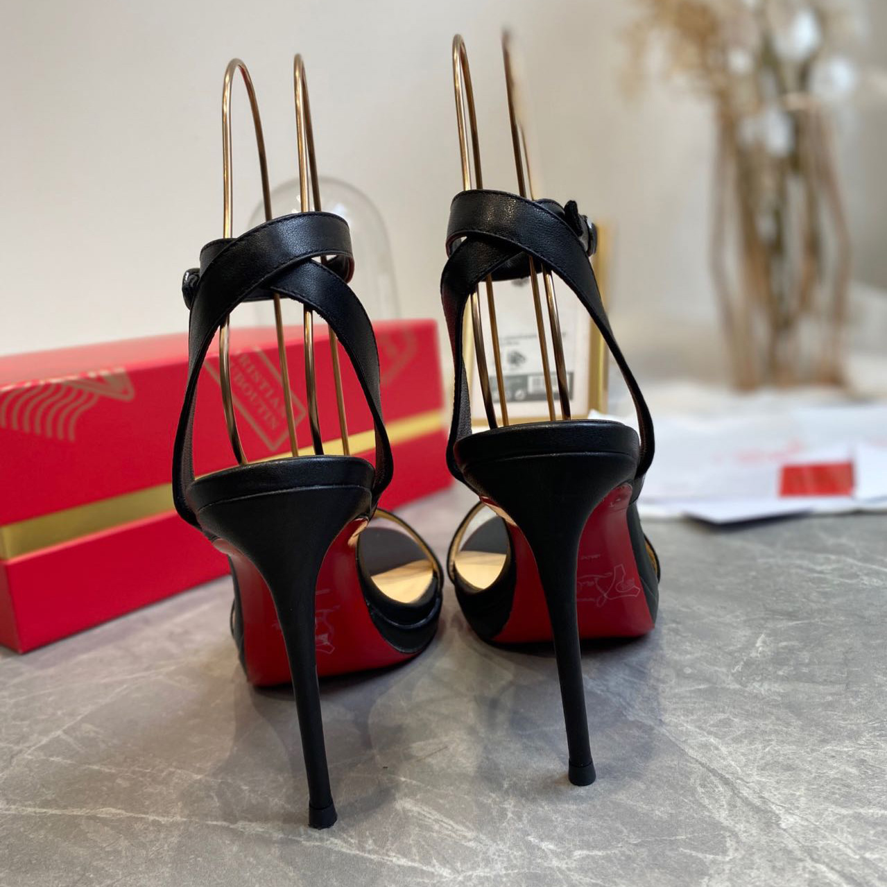 Christian Louboutin Loubigirl 100 mm - DopestKickz