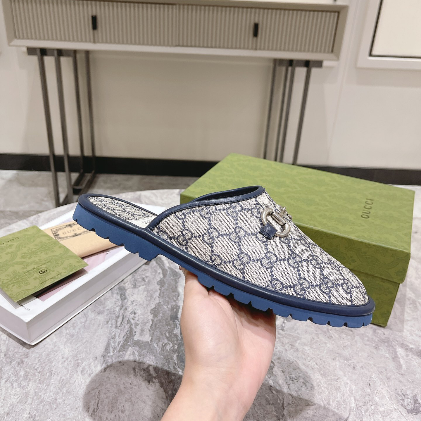 Gucci Men's Slipper With Horsebit - DopestKickz