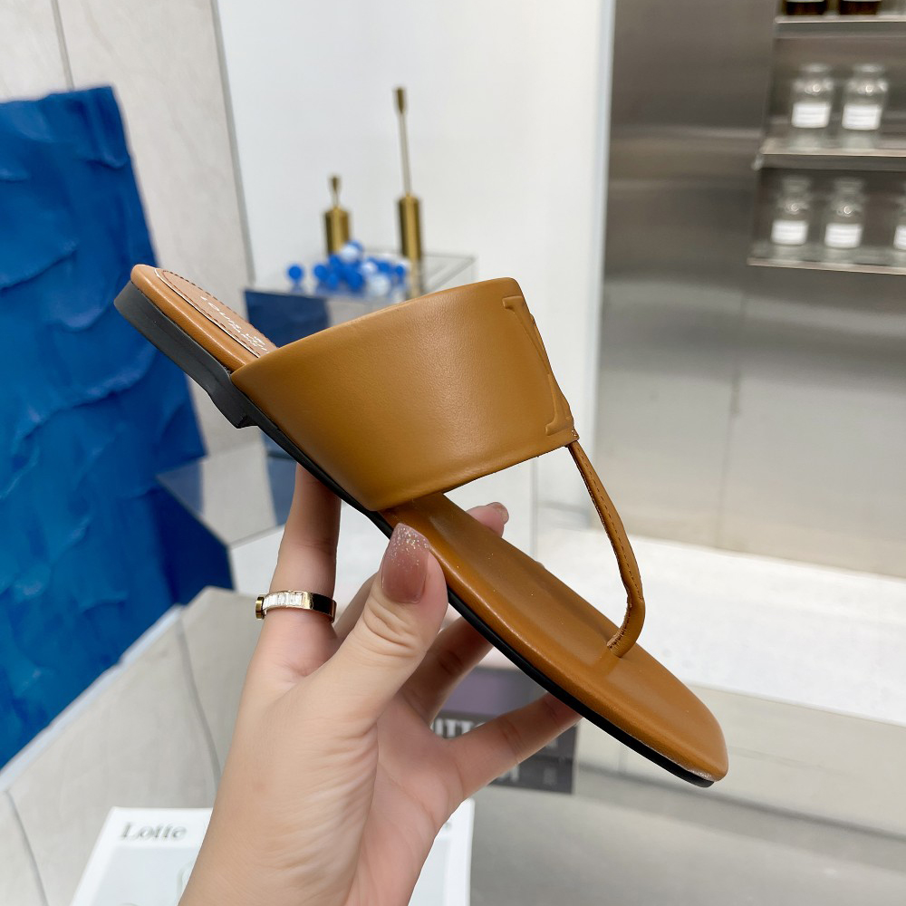 Louis Vuitton Drapy Flat Thong     - DopestKickz