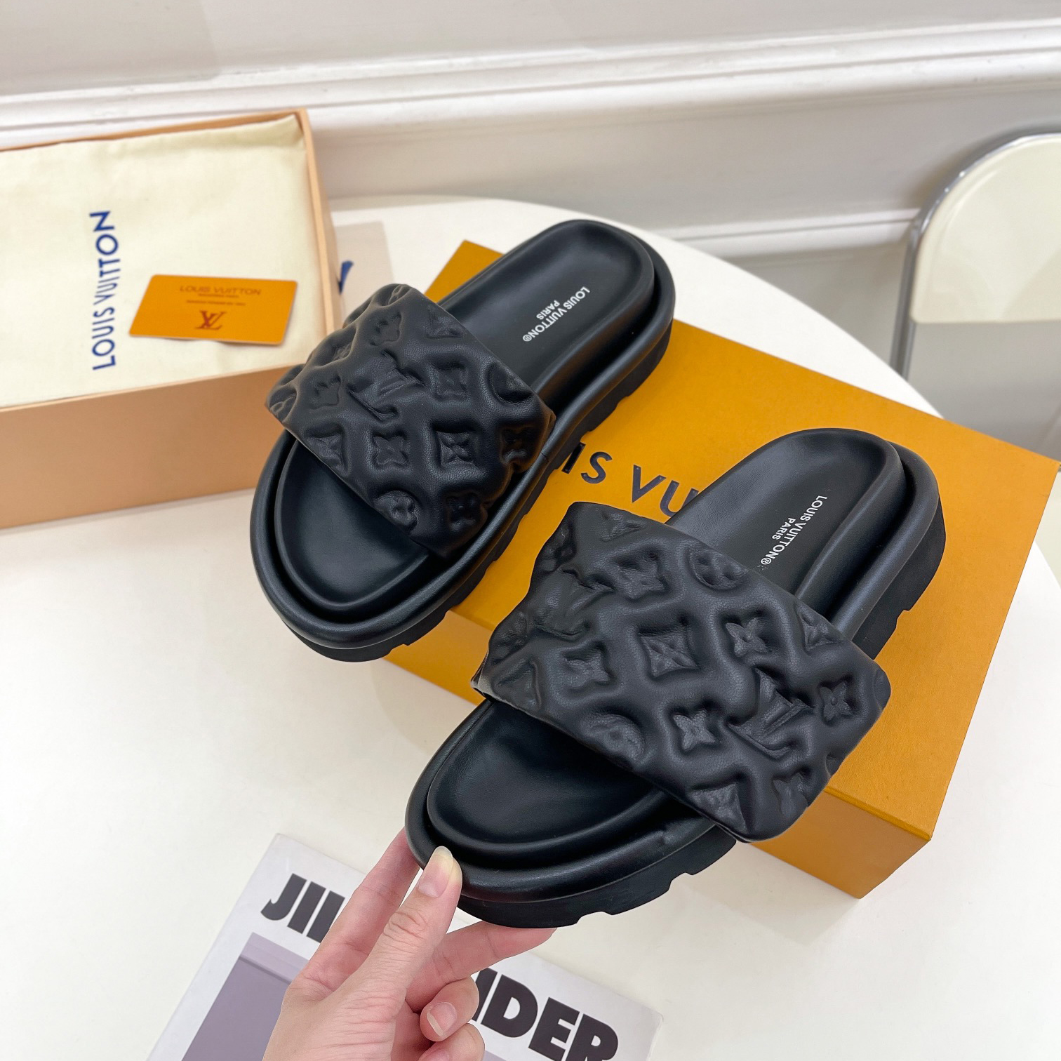 Louis Vuitton Pool Pillow Comfort Mule    1AABKM - DopestKickz