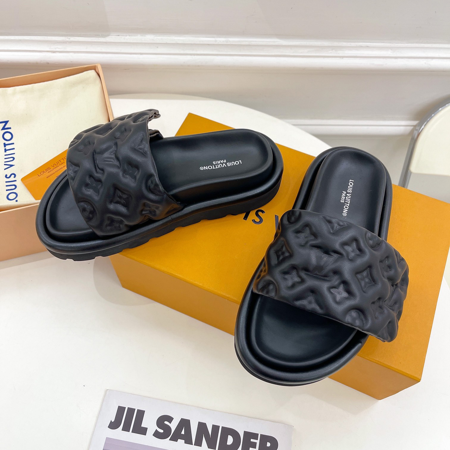 Louis Vuitton Pool Pillow Comfort Mule    1AABKM - DopestKickz