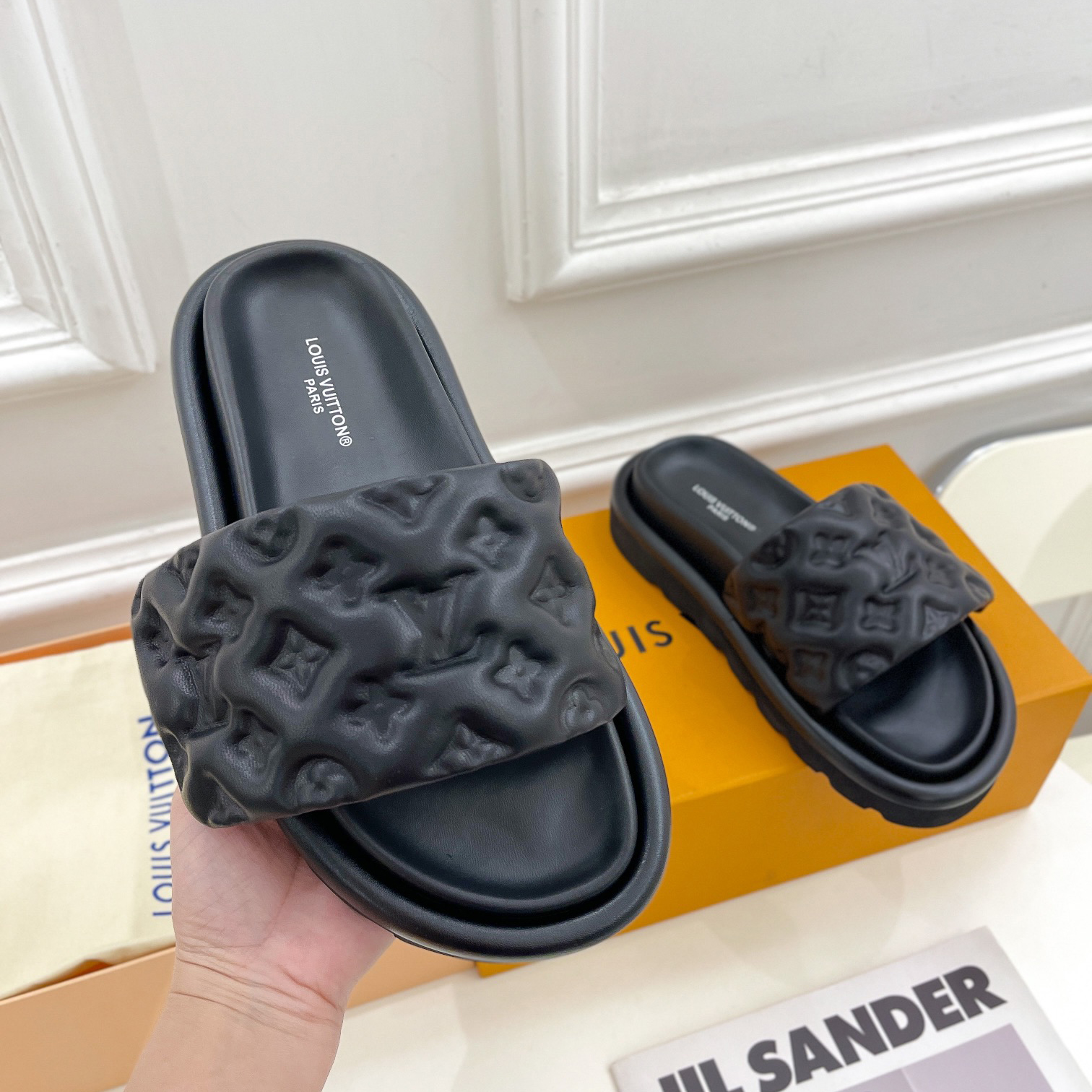 Louis Vuitton Pool Pillow Comfort Mule    1AABKM - DopestKickz