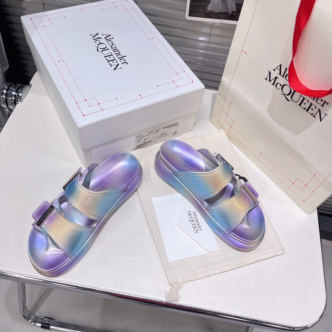 Alexander Mqueen Women's Oversized Hybrid Slide In Silver - DopestKickz