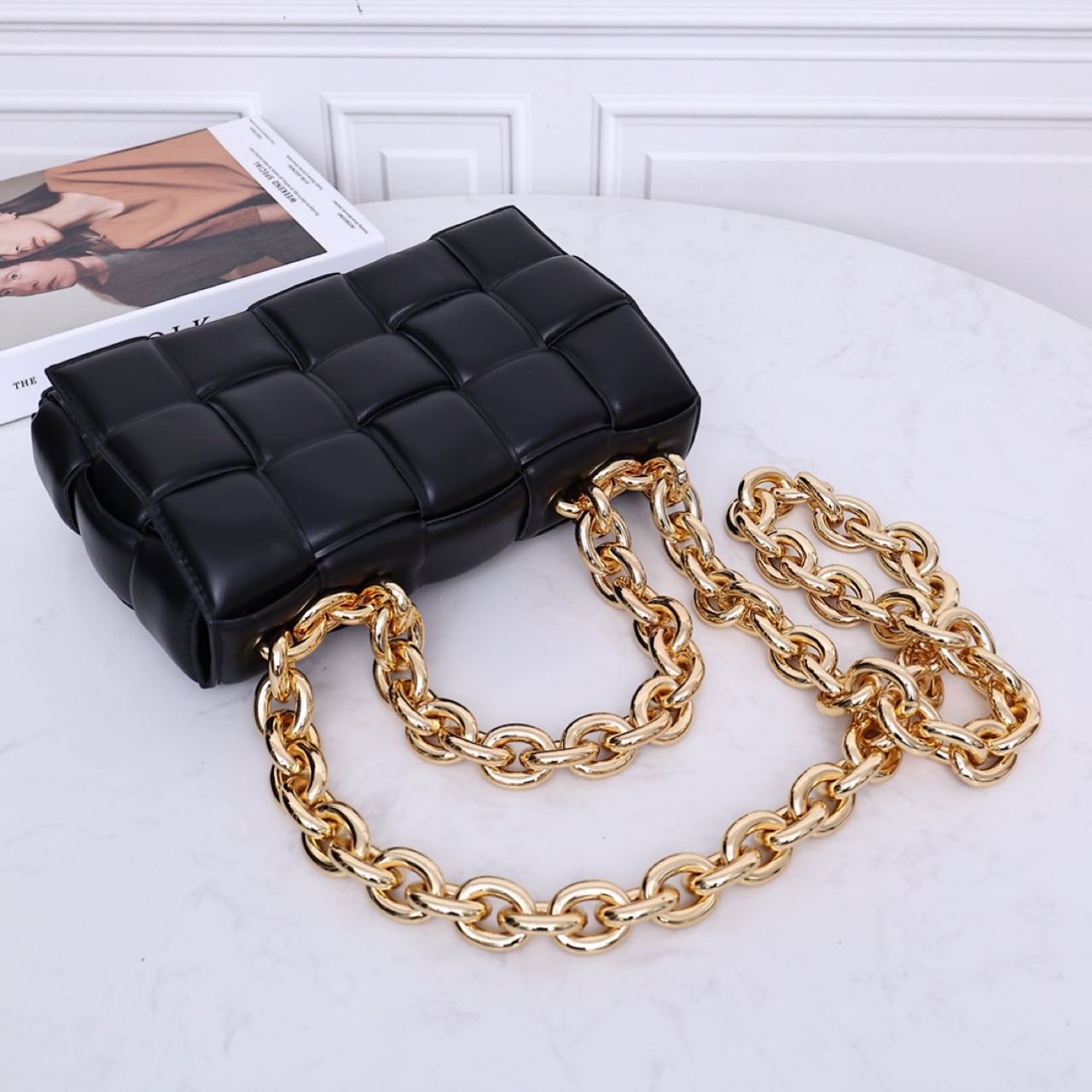 Bottega Veneta Chain Cassette Leather Crossbody Bag(26-18-8cm) - DopestKickz