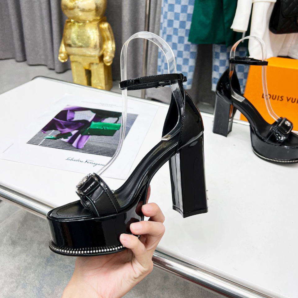 Louis Vuitton Fame Platform Sandal    1AABI7 - DopestKickz
