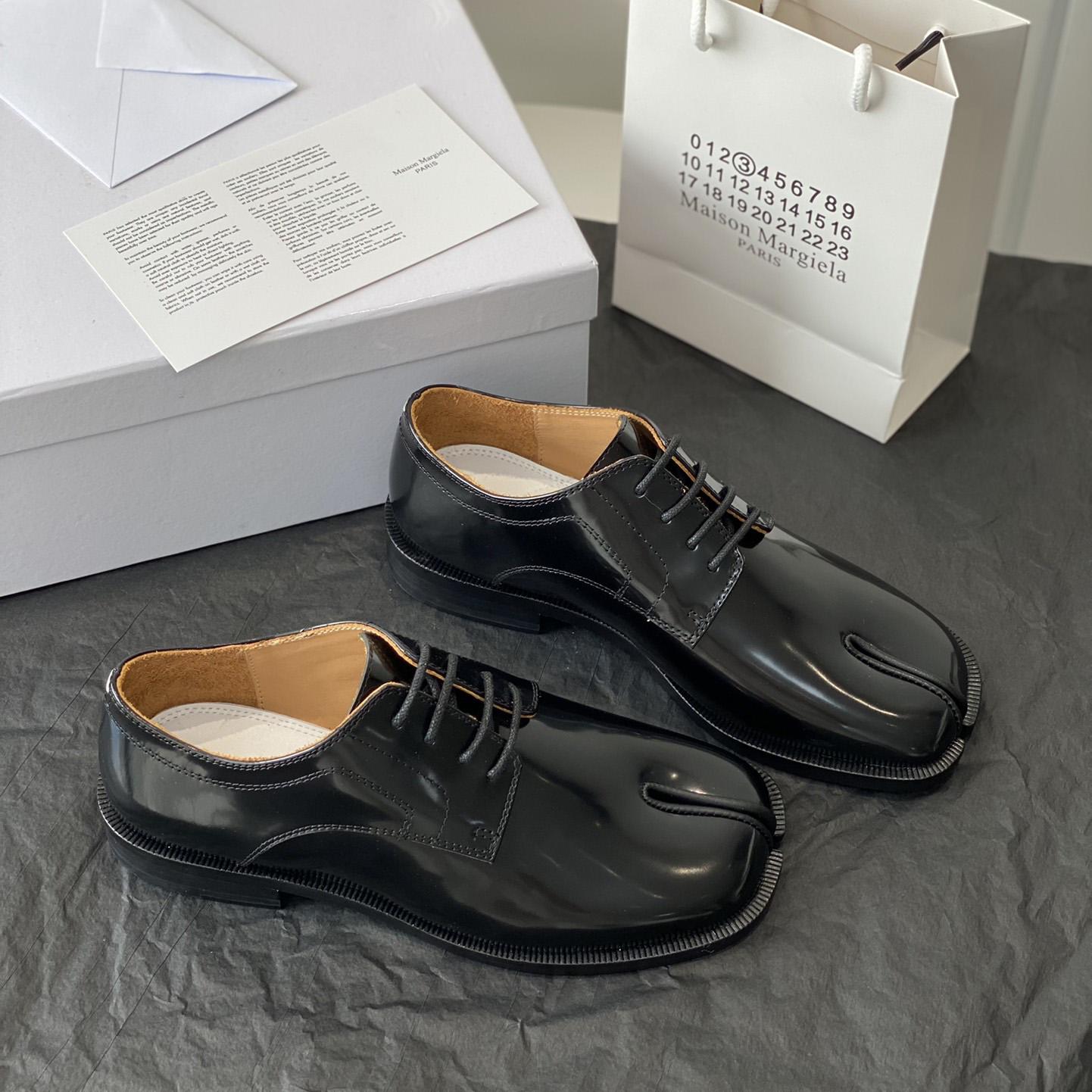 Maison Margiela Tabi Leather Brogues - DopestKickz