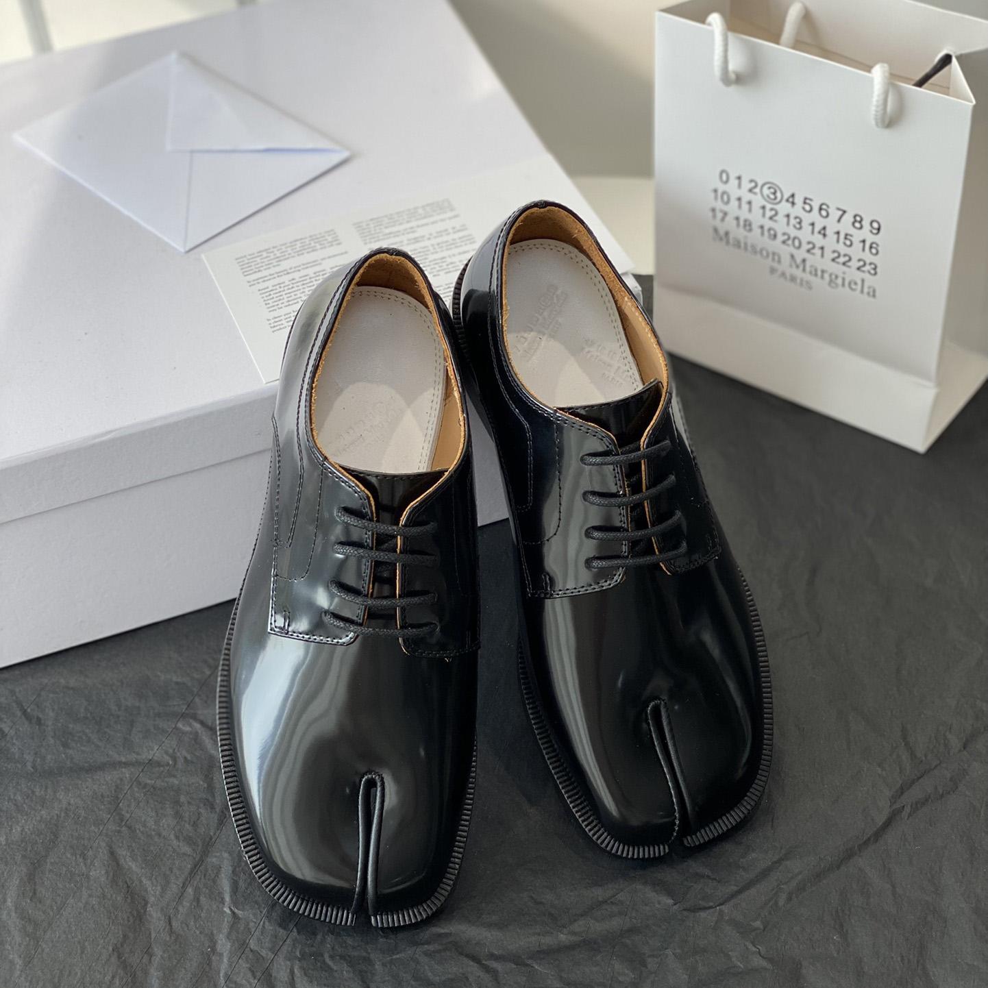 Maison Margiela Tabi Leather Brogues - DopestKickz