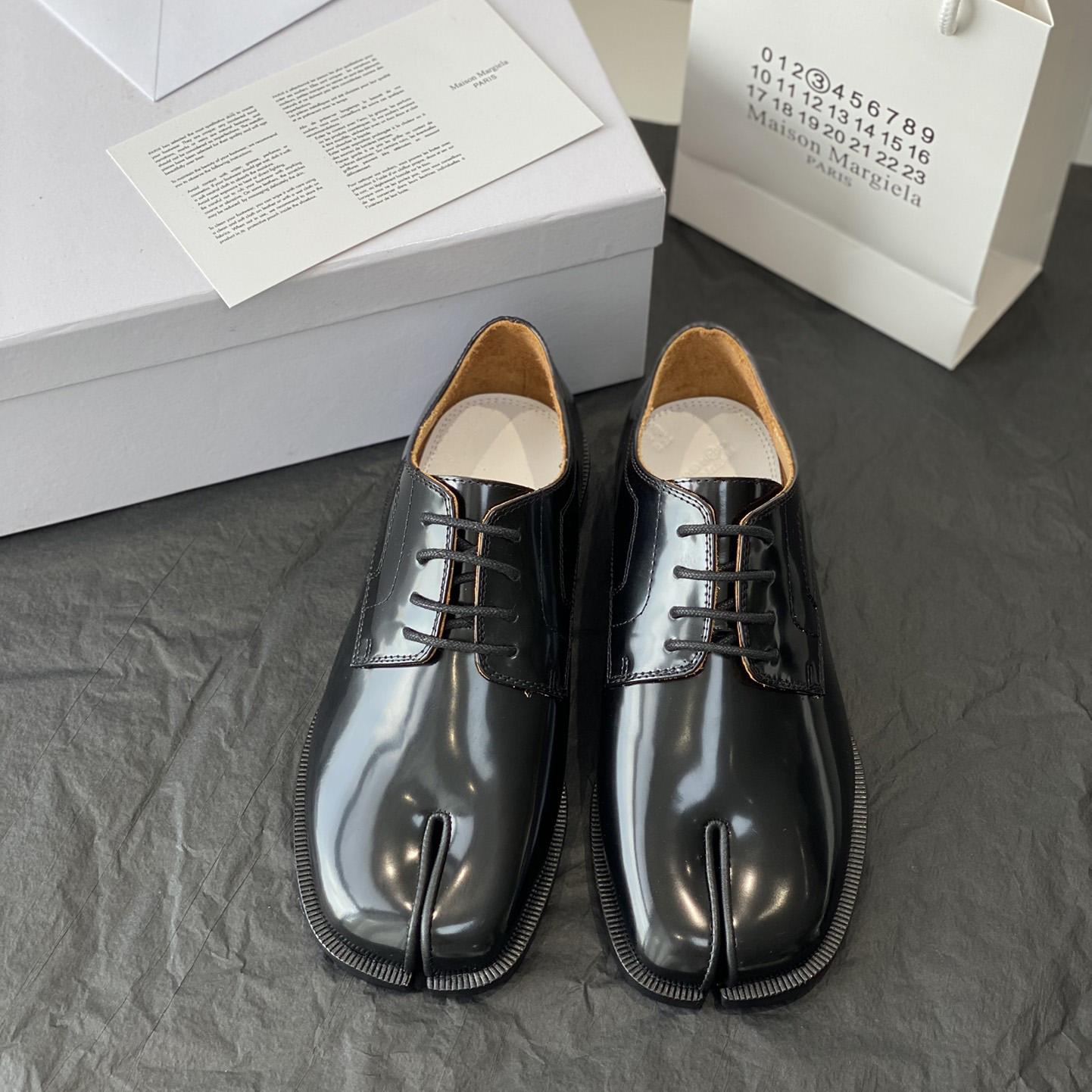 Maison Margiela Tabi Leather Brogues - DopestKickz