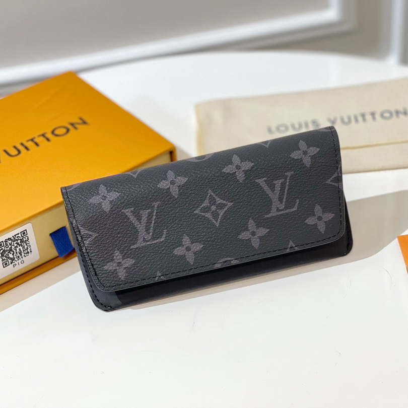 Louis Vuitton Woody Glasses Case   GI0296 - DopestKickz