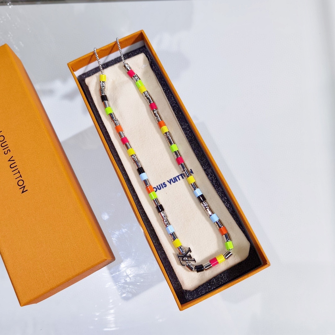 Louis Vuitton LV Paradise Necklace       MP3328 - DopestKickz