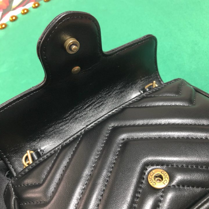 Gucci GG Marmont Matelassé Lather Super Mini Bag(16.5-10.2-5.1cm) - DopestKickz