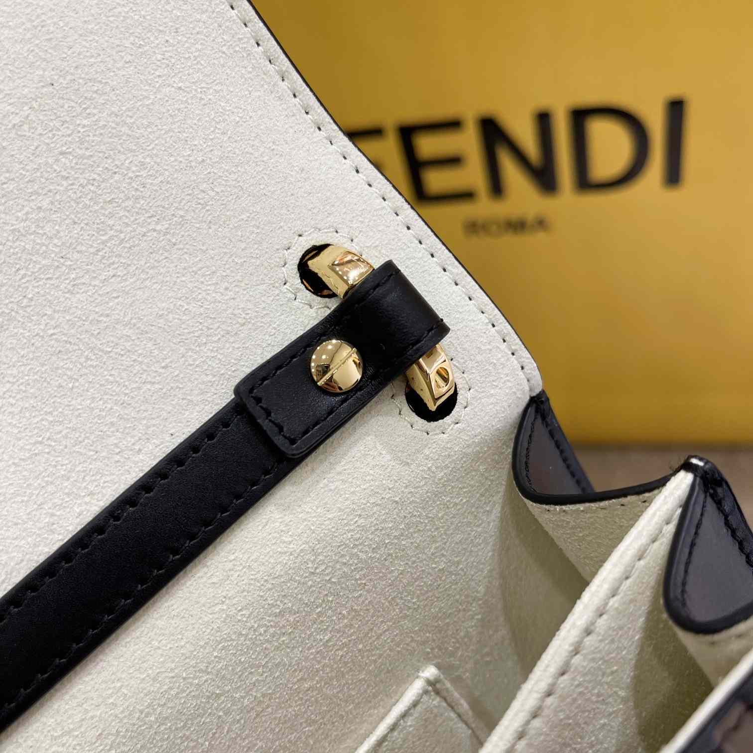 Fendi Kan U Small Brown Leather Mini-Bag(19-13-9cm) - DopestKickz