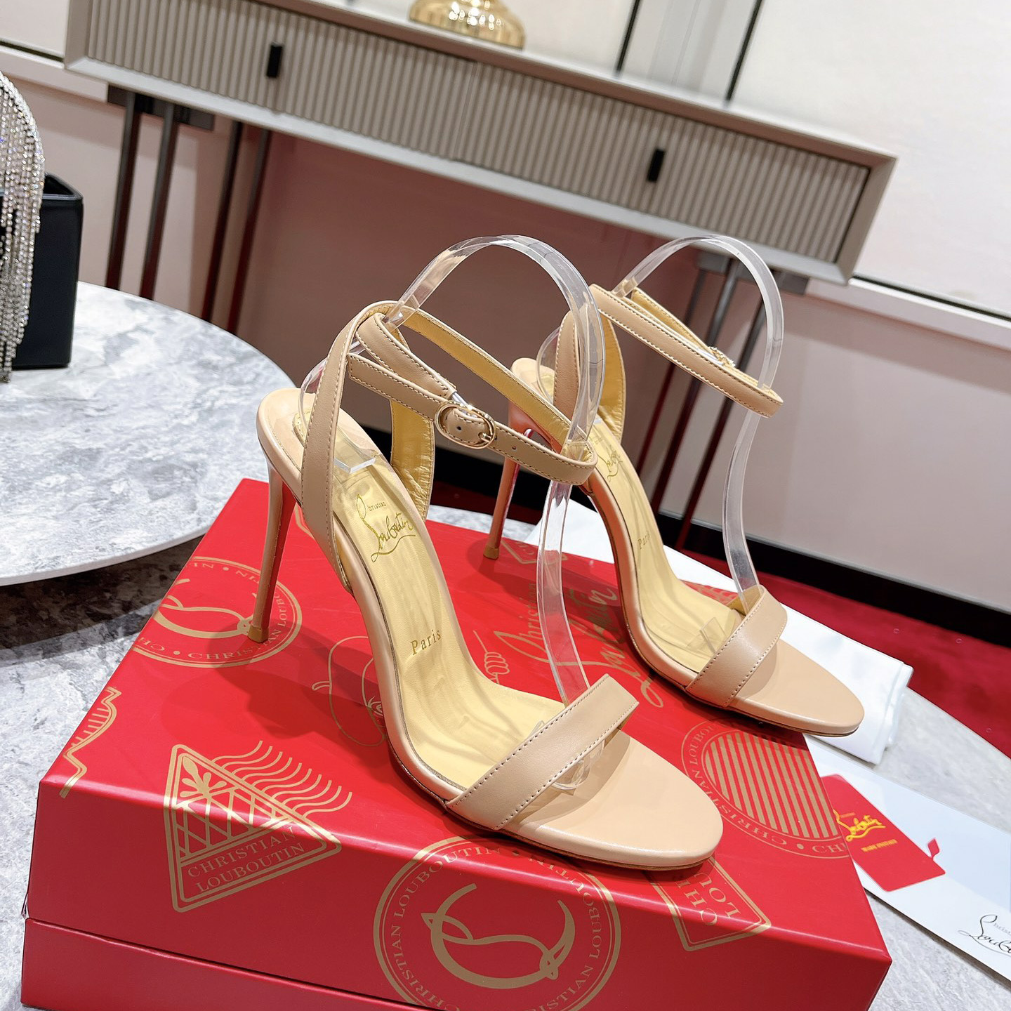 Christian Louboutin Loubigirl 100 mm - DopestKickz