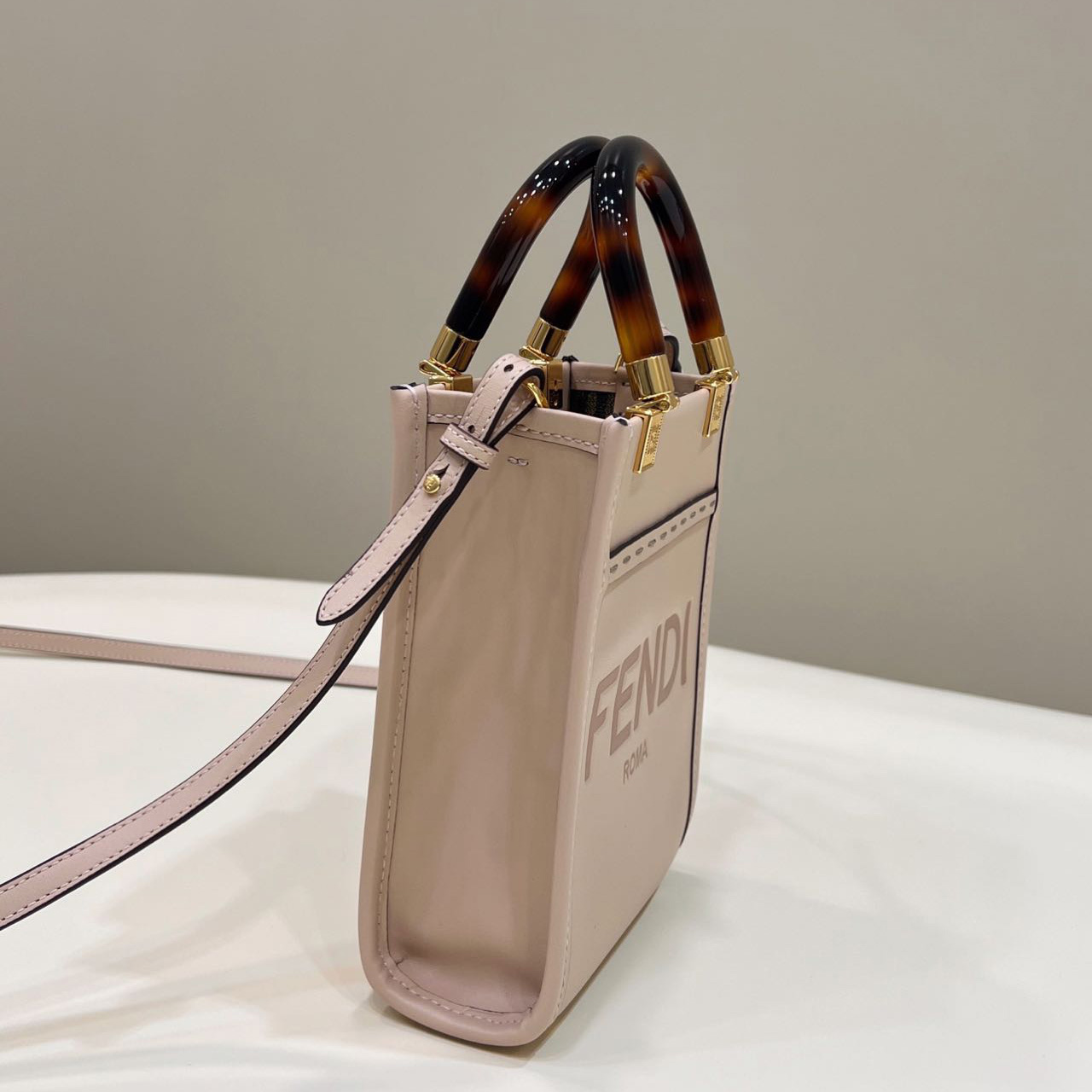 Fendi Mini Sunshine Shopper Bag In Pale Pink Leather(13-18-6.5CM) - DopestKickz