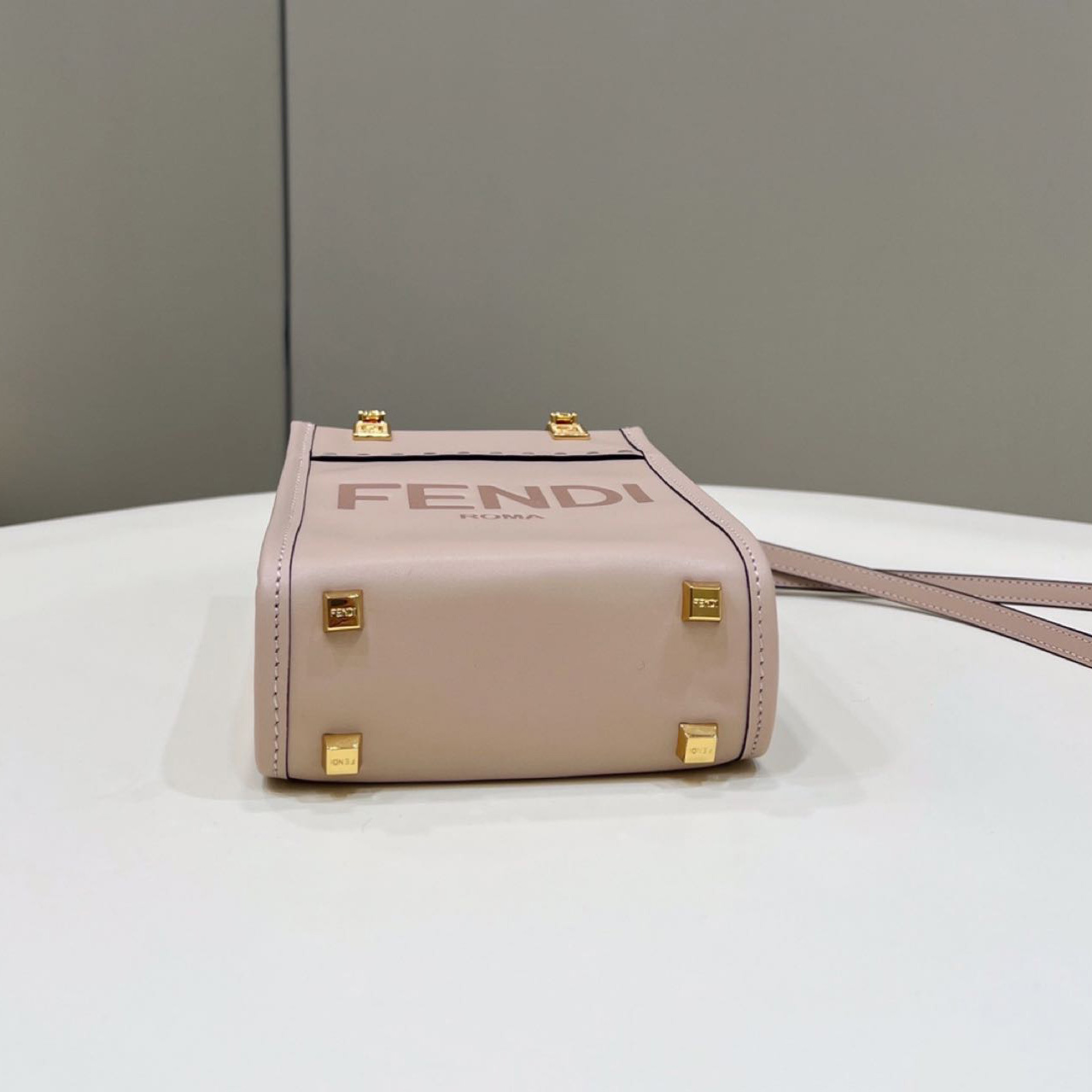 Fendi Mini Sunshine Shopper Bag In Pale Pink Leather(13-18-6.5CM) - DopestKickz