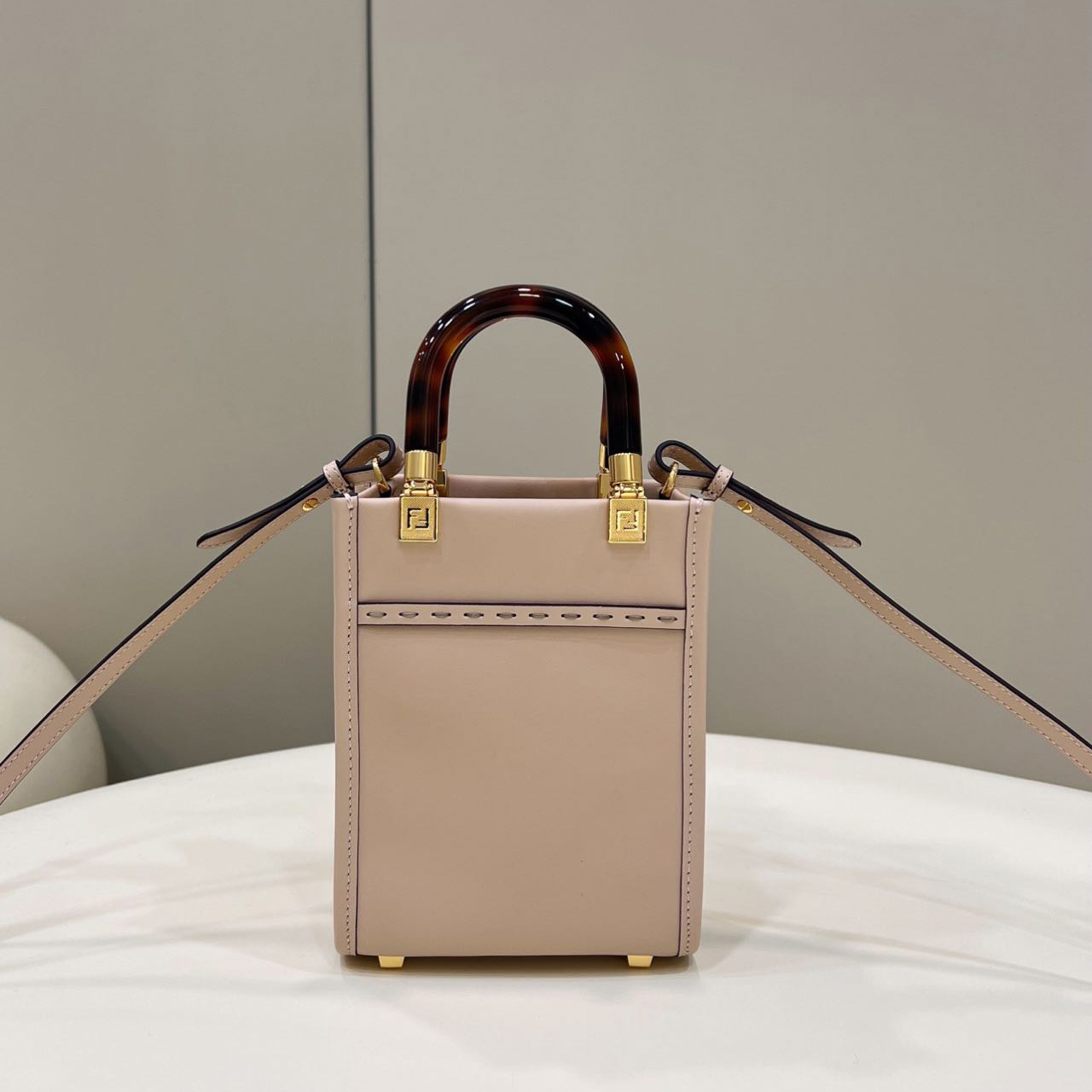Fendi Mini Sunshine Shopper Bag In Pale Pink Leather(13-18-6.5CM) - DopestKickz