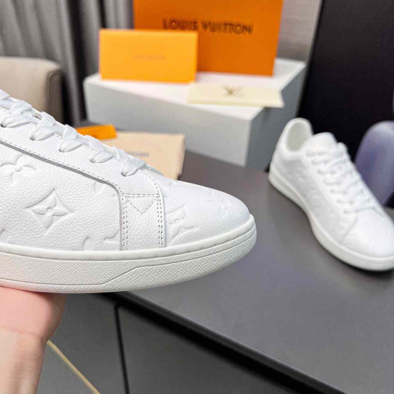 Louis Vuitton Luxembourg Sneaker    1A8QER - DopestKickz