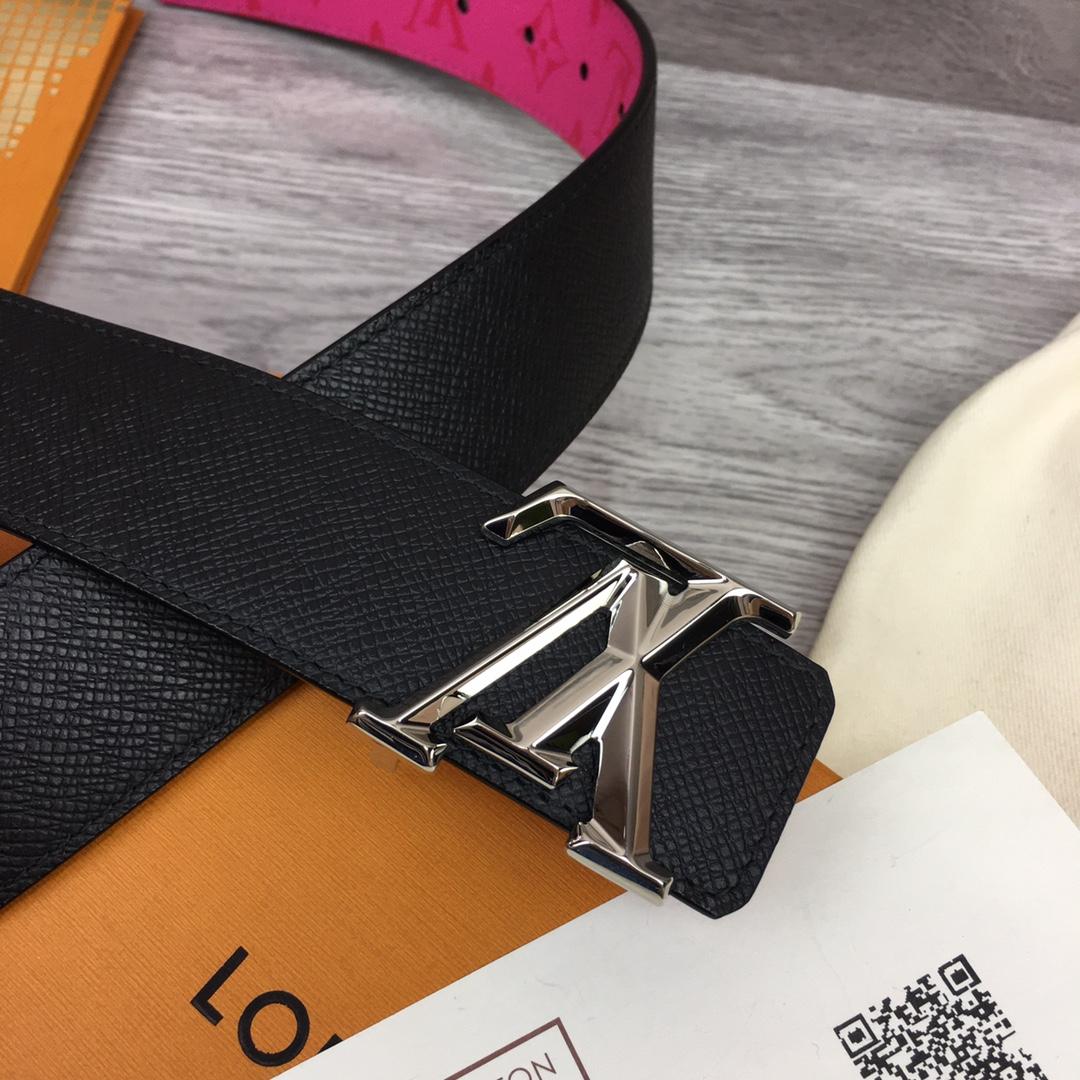 Louis Vuitton LV Pyramide 40mm Reversible - DopestKickz